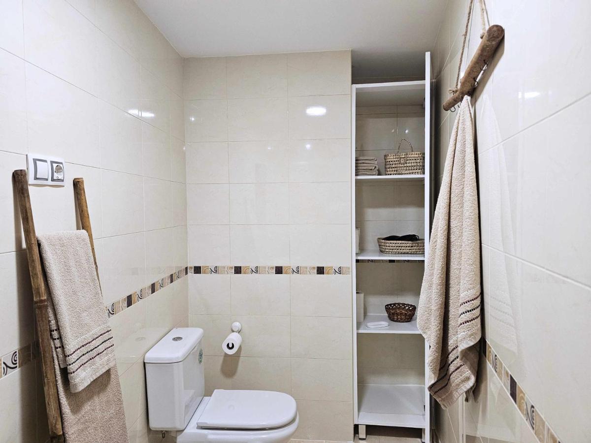 Апартаменты La Pereta Immaculate Quiet House Free Parking Малага Экстерьер фото