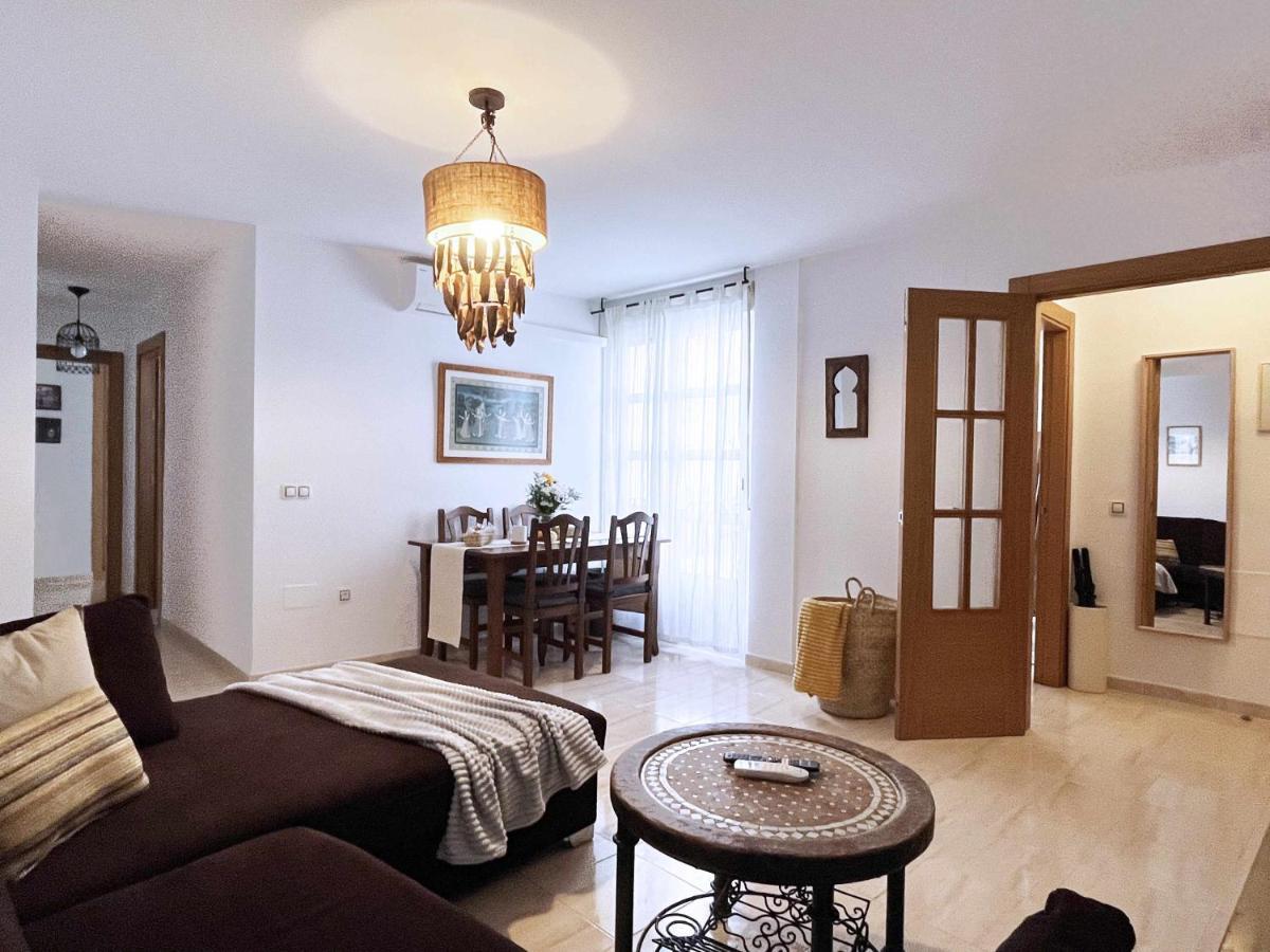 Апартаменты La Pereta Immaculate Quiet House Free Parking Малага Экстерьер фото