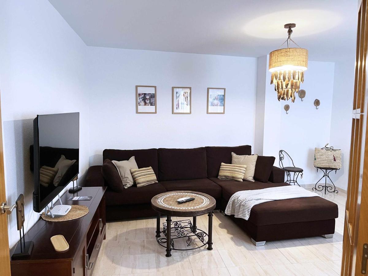 Апартаменты La Pereta Immaculate Quiet House Free Parking Малага Экстерьер фото