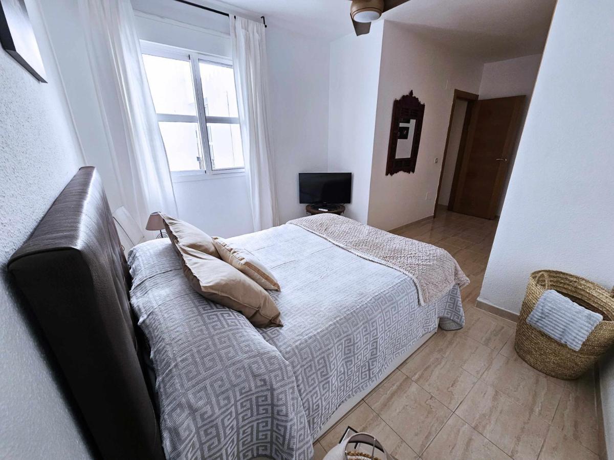 Апартаменты La Pereta Immaculate Quiet House Free Parking Малага Экстерьер фото
