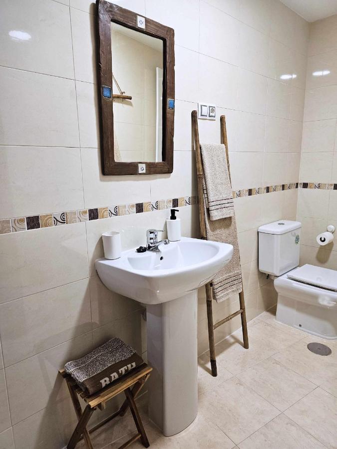 Апартаменты La Pereta Immaculate Quiet House Free Parking Малага Экстерьер фото